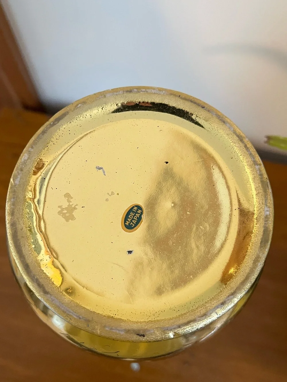 N/A elegant gold